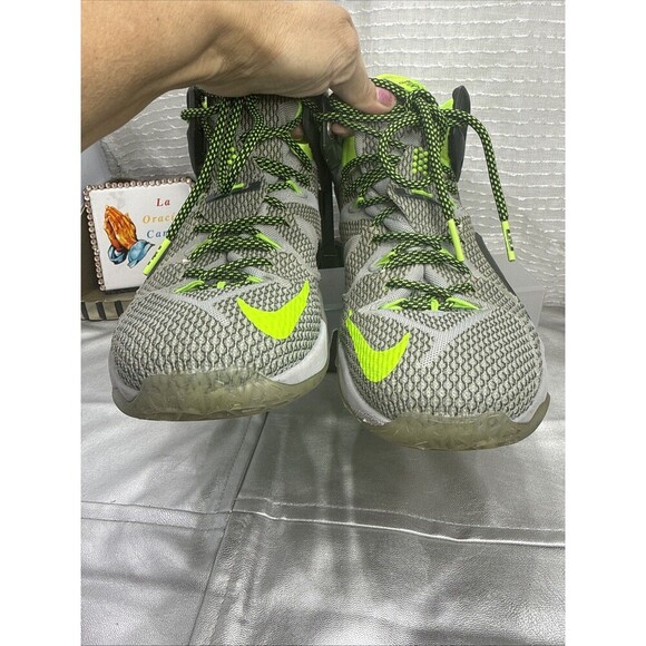(T5)Nike Lebron XII Dunkman Force Grey Black Green 684593-001 Size 10.5 -2014 main image 6